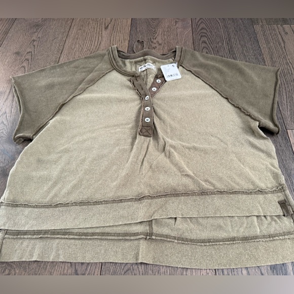 We The Free Tops - NWTs We The Free Olive Green Henley Shirt Size S